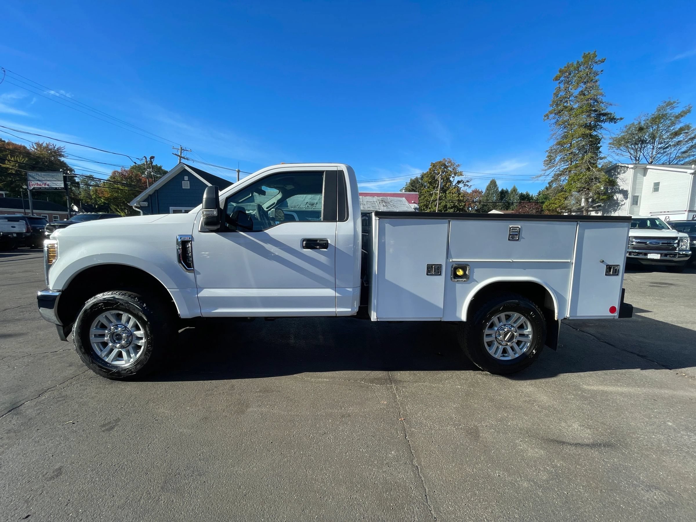 Used 2019 Ford F350 XL w/ STX Appearance Package AWD/4WD image 2