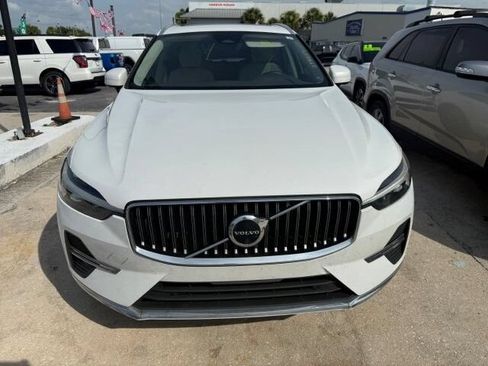 Used 2023 Volvo XC60 B5 Plus AWD/4WD image 2