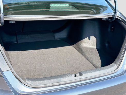 Used 2024 Honda Accord EX image 28