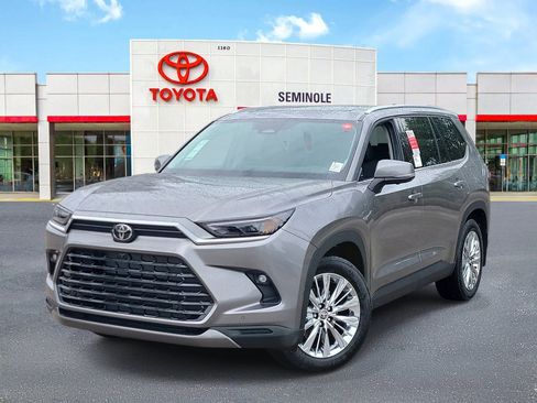 New 2026 Toyota Grand Highlander Platinum AWD/4WD image 1