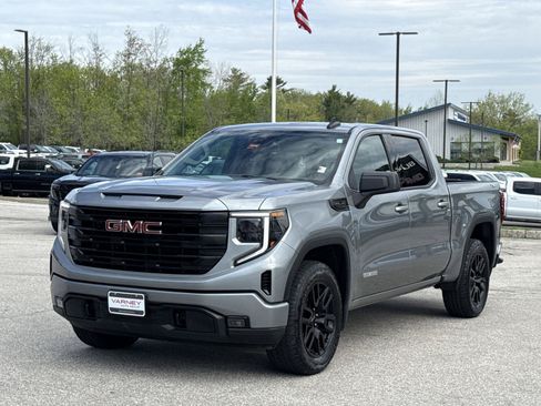 Used 2023 GMC Sierra 1500 Elevation w/ X31 Off-Road Package AWD/4WD image 1