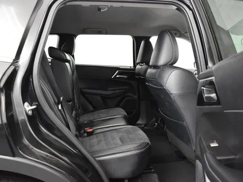 Used 2024 Mitsubishi Outlander Ralliart AWD/4WD image 18