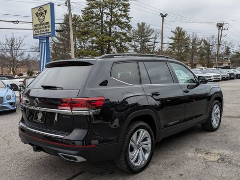 Used 2023 Volkswagen Atlas SE w/ Panoramic Sunroof Package AWD/4WD image 7