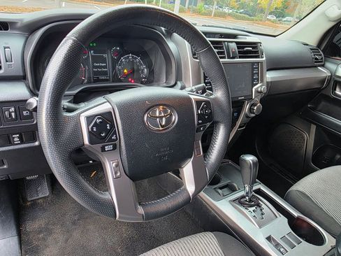 Used 2021 Toyota 4Runner SR5 image 15