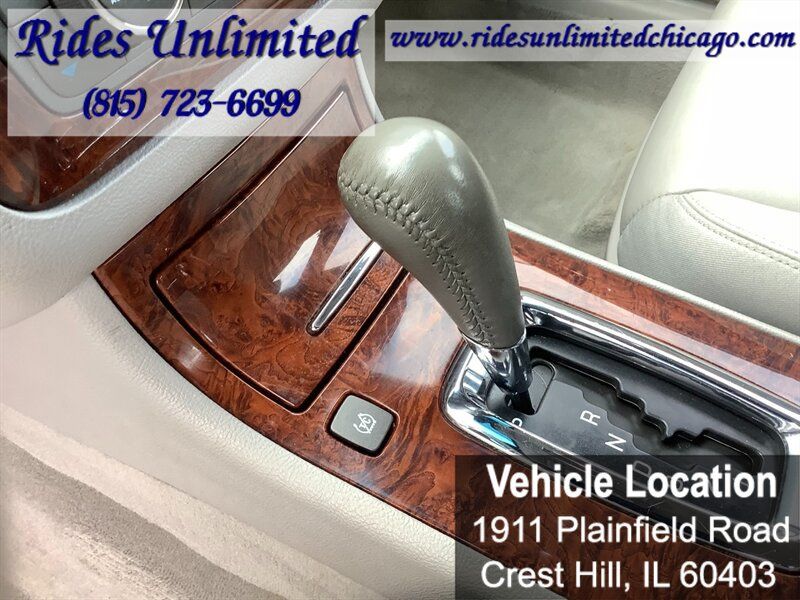 Used 2007 Cadillac DTS FWD image 16