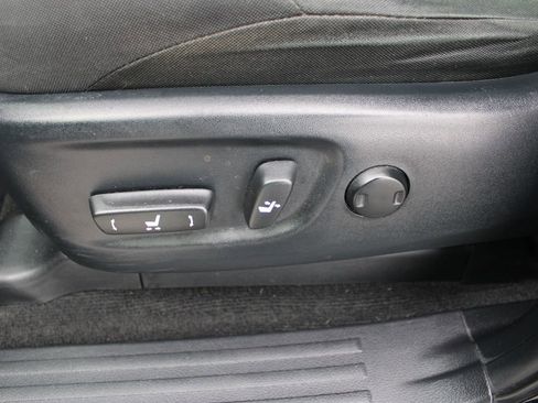 Used 2019 Toyota 4Runner TRD Off-Road image 27