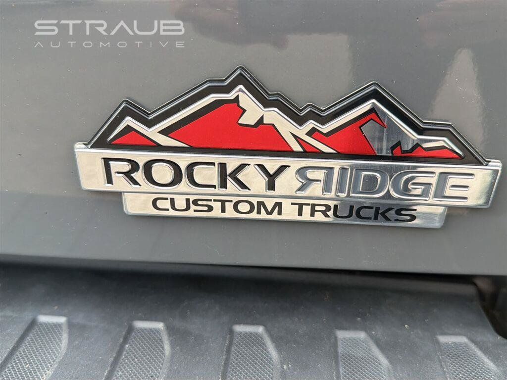 Used 2018 Ford F150 XLT w/ Equipment Group 302A Luxury AWD/4WD image 5