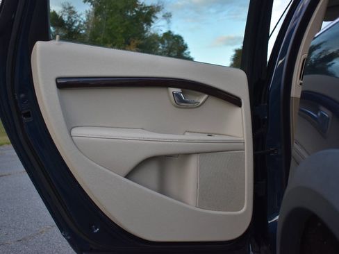 Used 2013 Volvo XC70 3.2 AWD/4WD image 11