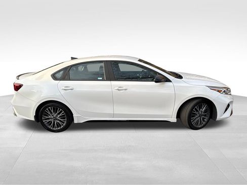 Certified 2023 Kia Forte GT-Line image 9