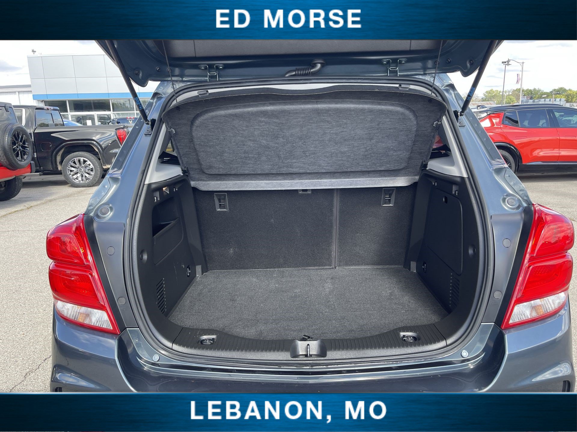 Certified 2022 Chevrolet Trax LT w/ Premium Seat Package AWD/4WD image 24