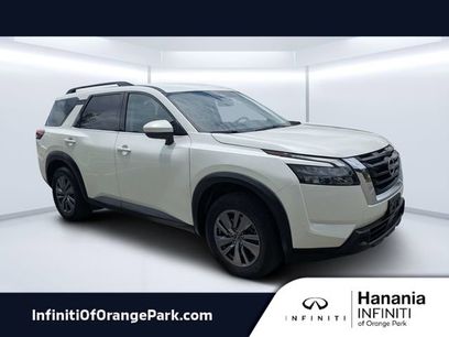 Used 2024 Nissan Pathfinder SV