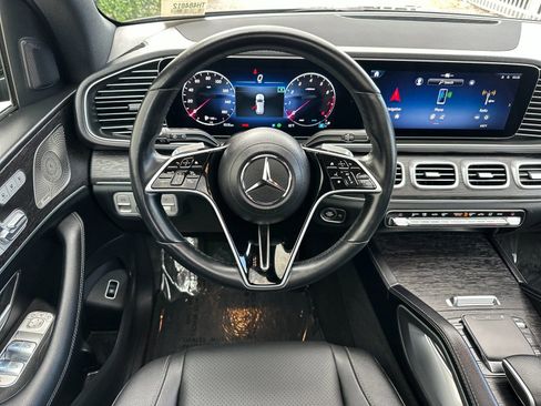 Used 2025 Mercedes-Benz GLE 350 4MATIC image 16
