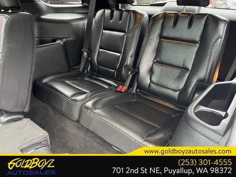 Used 2017 Ford Explorer Limited w/ Equipment Group 301A AWD/4WD image 33