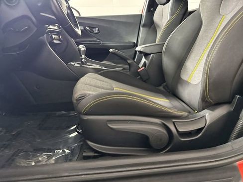 Used 2020 Hyundai Veloster Turbo R-Spec image 20