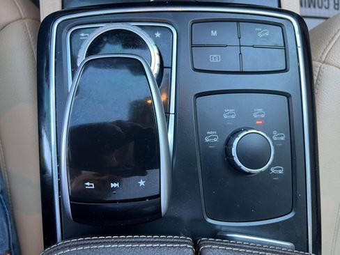 Used 2018 Mercedes-Benz GLE 350 4MATIC w/ Premium 1 Package image 28