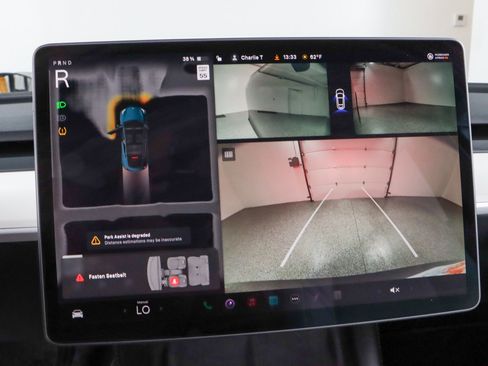 Used 2025 Tesla Model Y Performance image 18