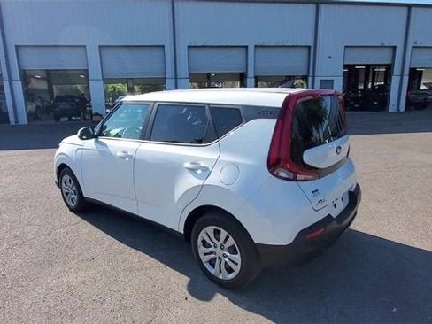 Used 2020 Kia Soul LX image 7