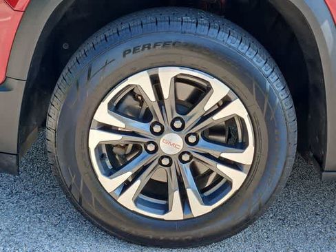 Used 2019 GMC Acadia SLT FWD image 13