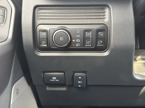 New 2025 Ford F250 Lariat w/ Lariat Ultimate Package image 29