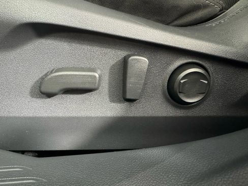 Used 2025 Subaru Legacy Premium image 33