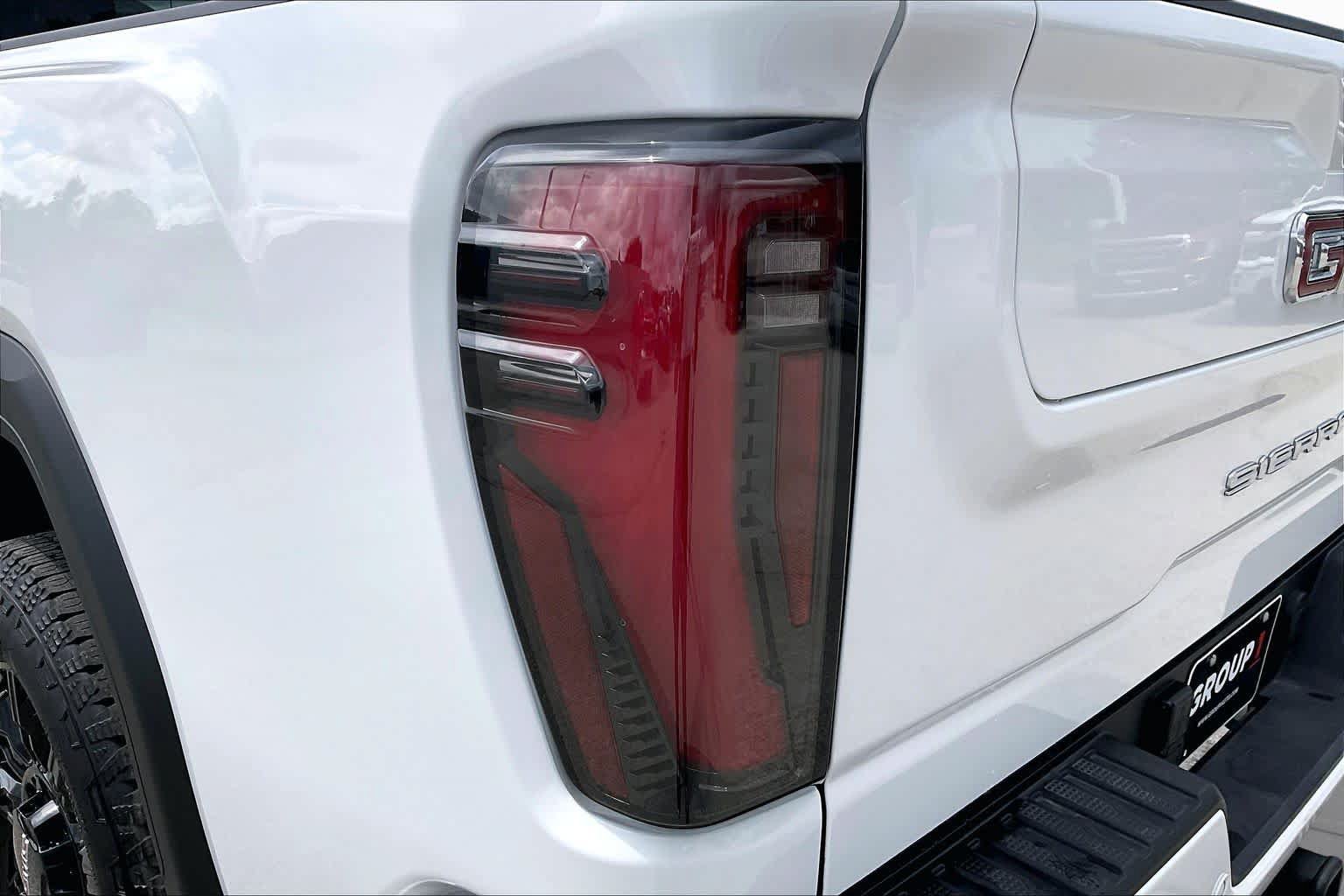 Used 2025 GMC Sierra 2500 AT4 AWD/4WD image 28