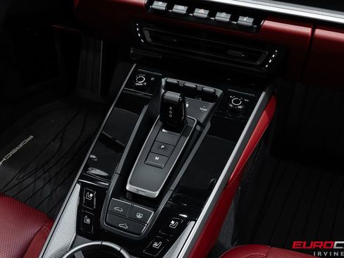 Used 2021 Porsche 911 Carrera S RWD image 28