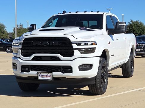 New 2026 RAM 2500 Limited AWD/4WD image 3