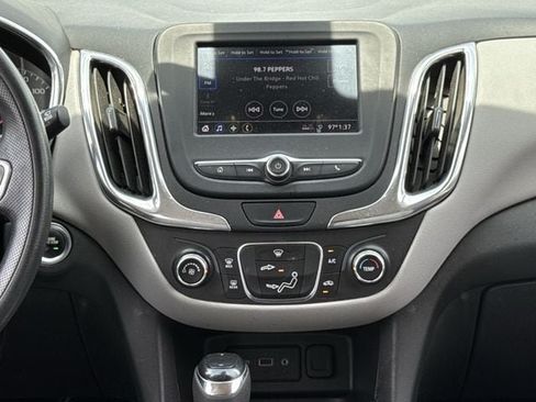 Used 2020 Chevrolet Equinox LS w/ LPO, Floor Liner Package FWD image 16