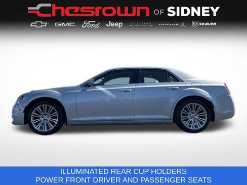 Used 2019 Chrysler 300 Touring L w/ Quick Order Package 22F RWD image 16