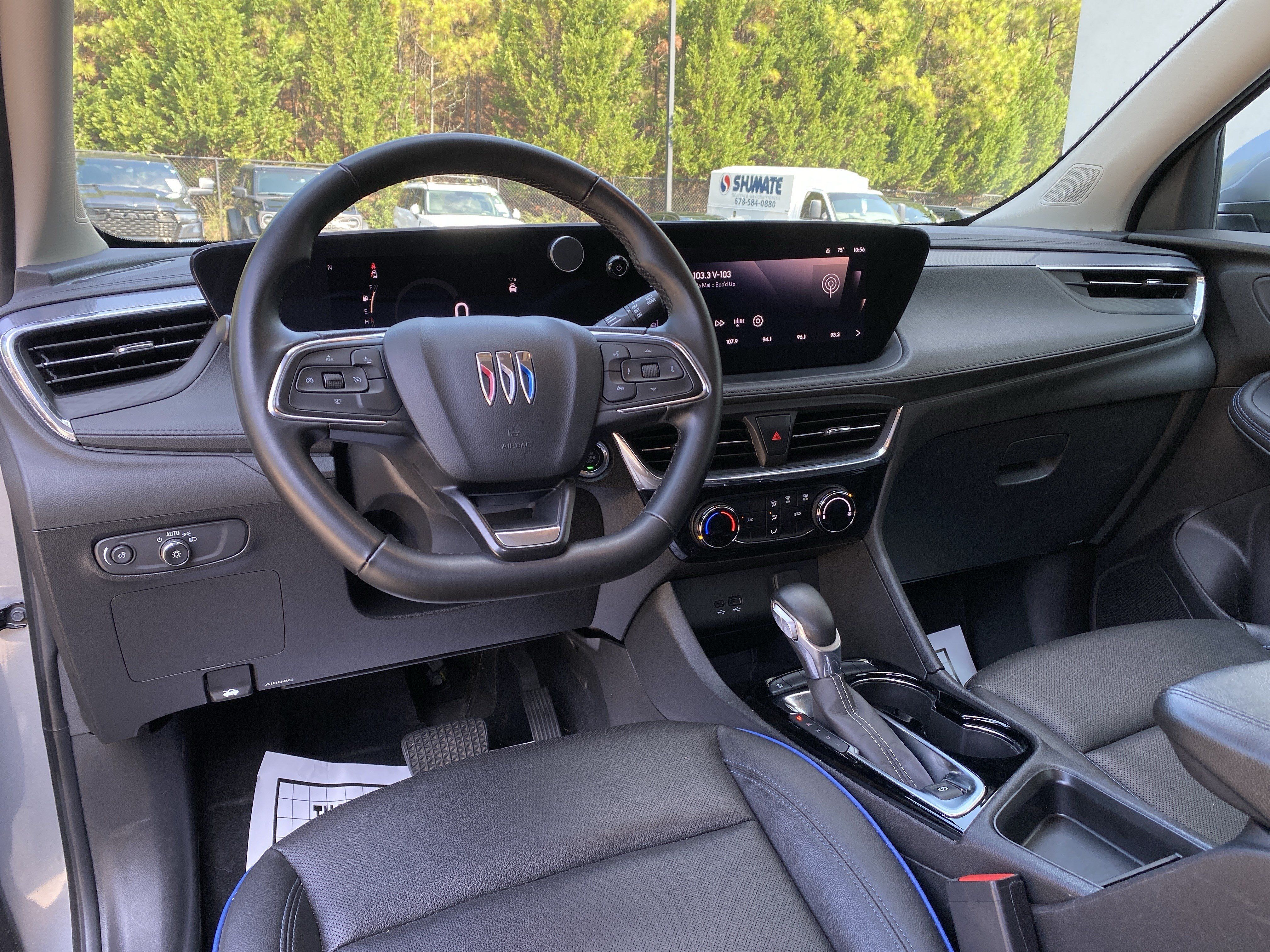 Used 2025 Buick Encore GX Sport Touring FWD image 31