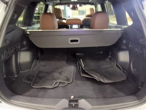 Used 2025 Subaru Forester Touring AWD/4WD image 19