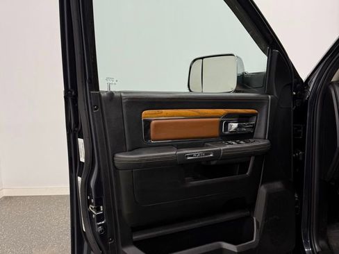 Used 2013 RAM 1500 Laramie Longhorn image 38