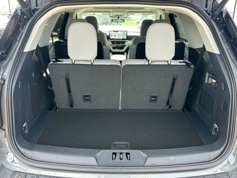 New 2026 Ford Explorer Active AWD/4WD image 10