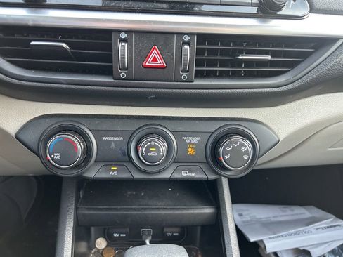 Certified 2023 Kia Forte LXS w/ LXS Technology Package FWD image 9