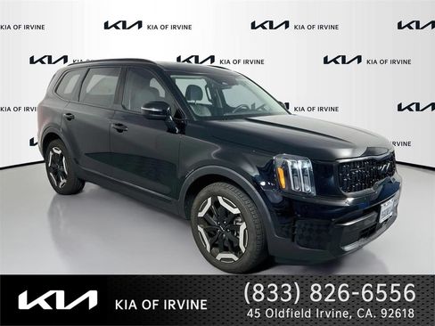 Used 2023 Kia Telluride EX w/ EX Captain's Chair Package FWD image 1
