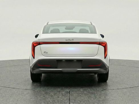 Used 2025 Kia K4 LXS image 7