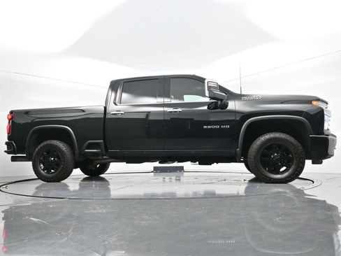 Used 2021 Chevrolet Silverado 2500 High Country w/ Technology Package image 45