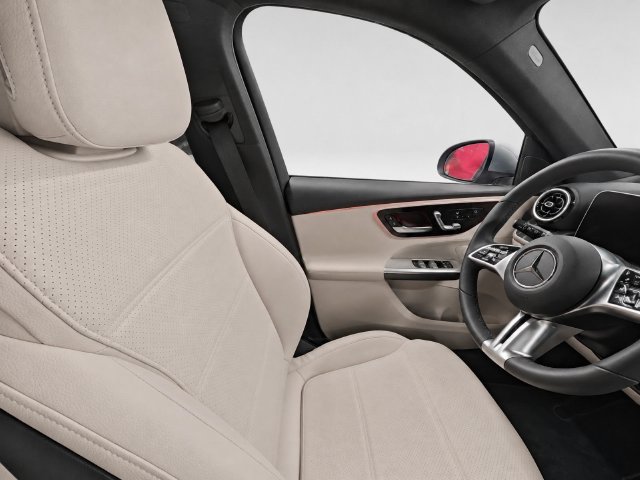 Certified 2026 Mercedes-Benz GLC 300 4MATIC image 18