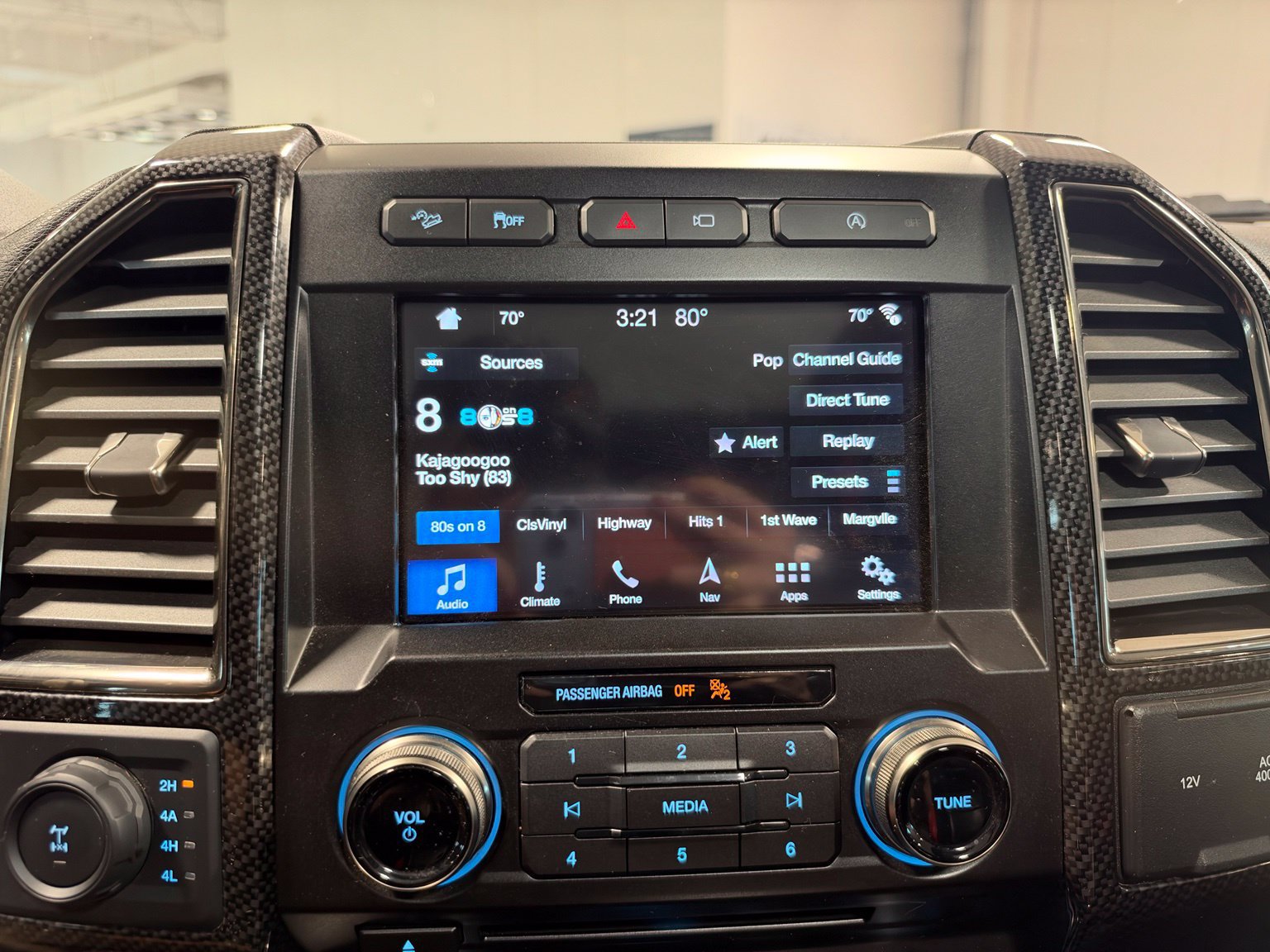 Used 2018 Ford F150 Raptor w/ Equipment Group 802A Luxury AWD/4WD image 33