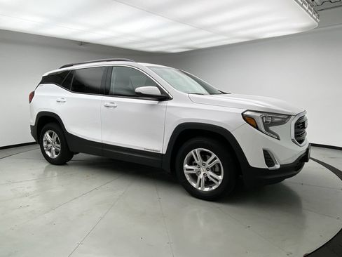 Used 2020 GMC Terrain SLE w/ Driver Convenience Package AWD/4WD image 7