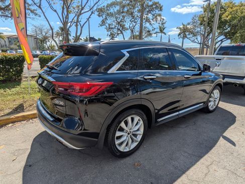 Used 2019 INFINITI QX50 Essential w/ Proassist Package image 5