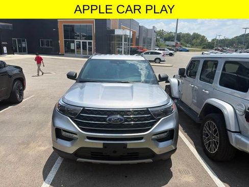 Used 2020 Ford Explorer XLT w/ Equipment Group 202A AWD/4WD image 2