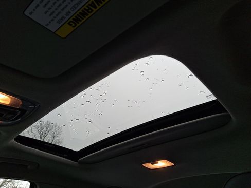 Used 2023 Hyundai Elantra Limited image 14