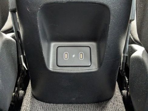 Used 2025 Hyundai Elantra SEL FWD image 14