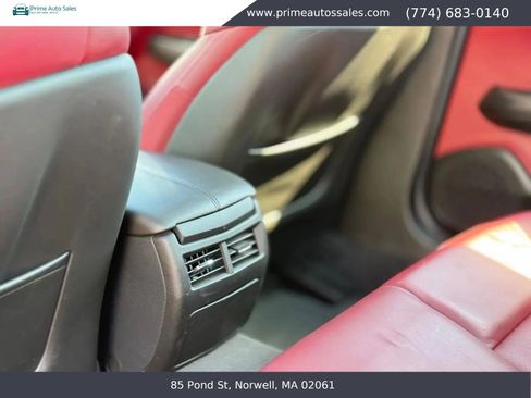 Used 2013 Cadillac ATS Luxury w/ Cold Weather Package AWD/4WD image 27