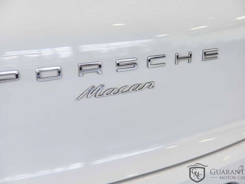 Used 2018 Porsche Macan image 15