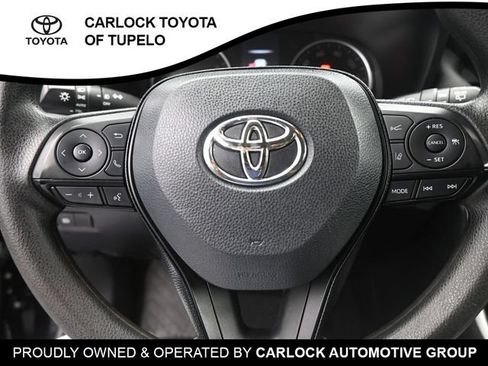 Used 2021 Toyota RAV4 XLE FWD image 18