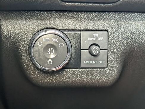 Used 2017 Chevrolet Traverse LT AWD/4WD image 11