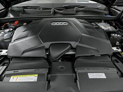 Used 2020 Audi Q8 Prestige AWD/4WD image 13