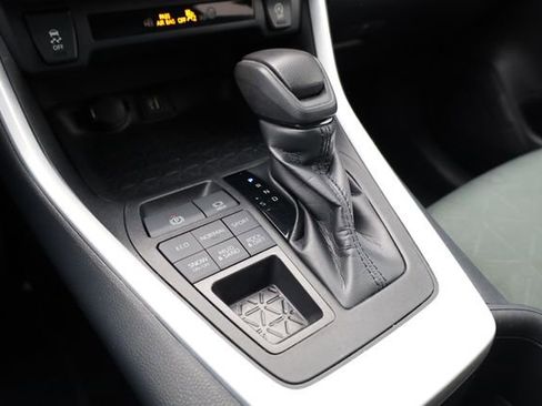 Used 2023 Toyota RAV4 XLE image 21